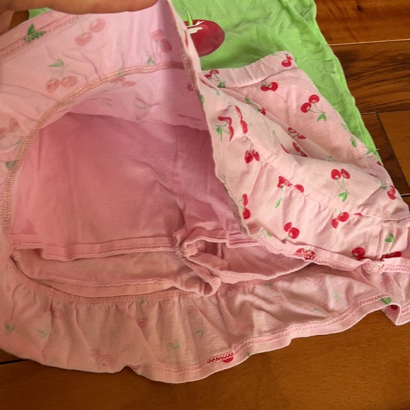 Girls skirt and tee set Faded Glory size 6 - Picture 4 of 5